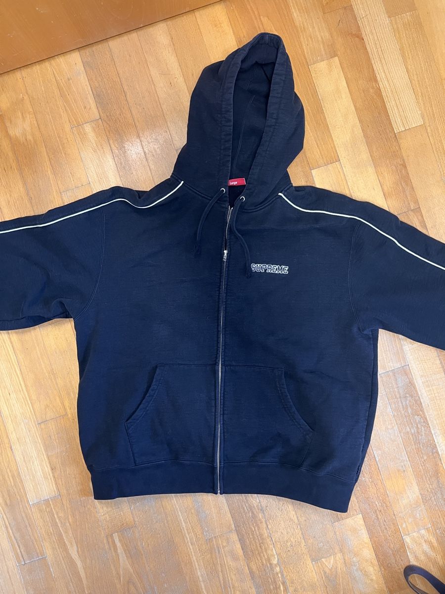Pullover & Sweatshirts: Supreme Zipper – Gebraucht aus Ueberstorf von mrafael 1