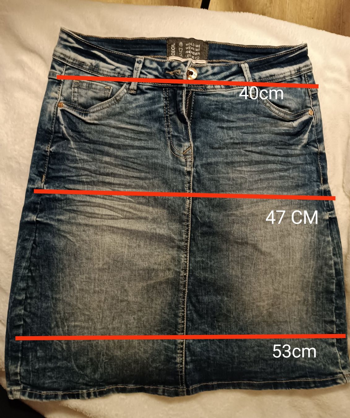 Cecil Gonne: Jeans Rock – Usato da Horw venduto da stani03 3