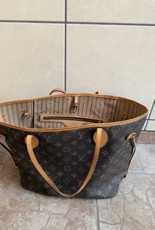 Louis Vuitton Neverfull MM Monogram 