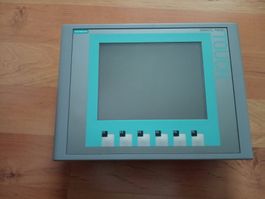 Siemens SIMATIC HMI KTP600 Basic DP / 6AV6647-0AC11-3AX0