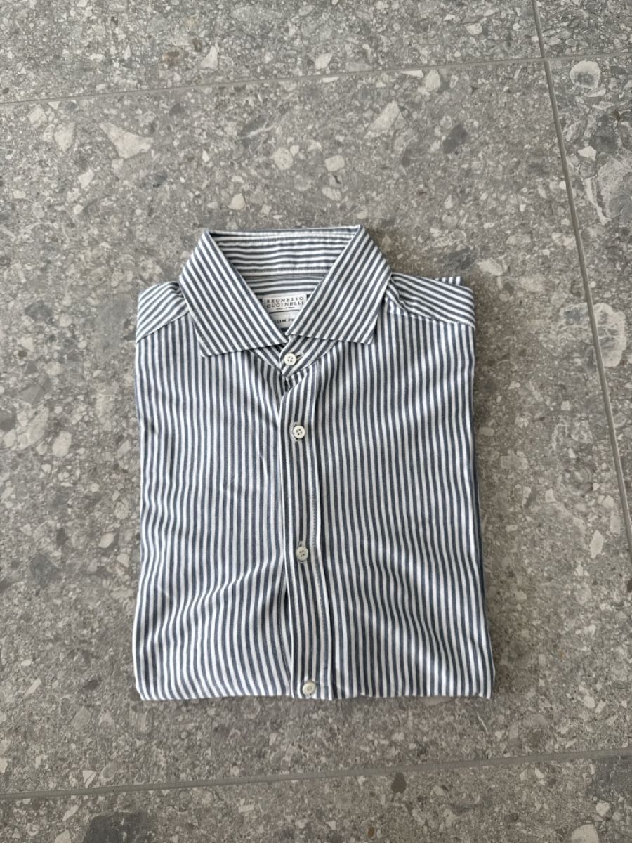 Brunello Cucinelli Camicie: Brunello Cucinelli Hemd gestreift Slim Fit Grösse L – Usato da Birmensdorf ZH venduto da nin.am