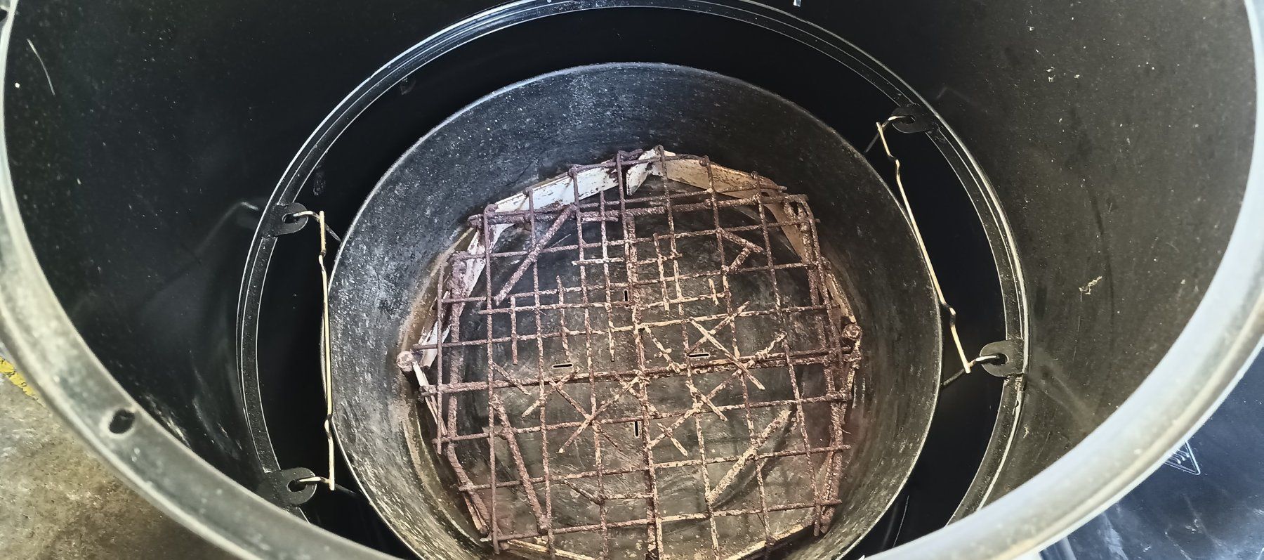 Griglie: Fass Grill Grillfass Smoker Lagerfeuer – Usato da Lohn SH venduto da Verkauf2 4
