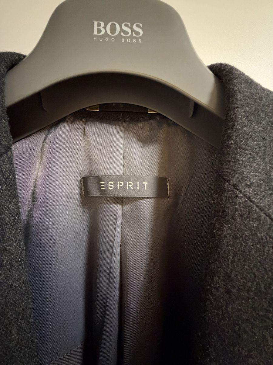 Esprit Vestes: Herren Sacco Esprit – D'occasion à Cham par selinjoe 1