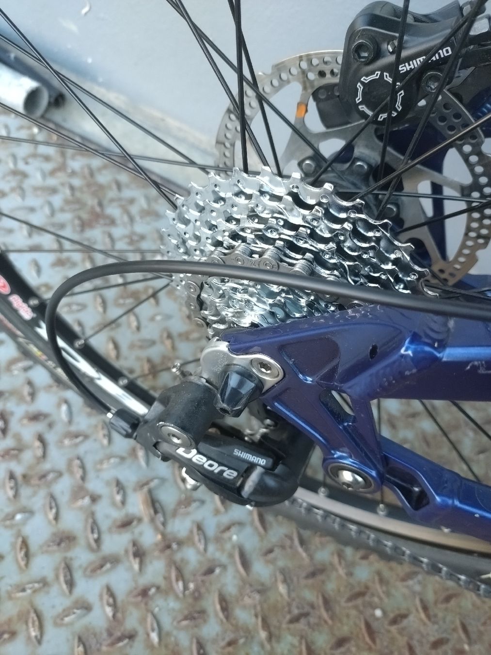 Bixs Biciclette: MTB Bixs Chamois 500 Fully 19" (L) – Usato da Farvagny-le-Grand venduto da LaCaverne 7