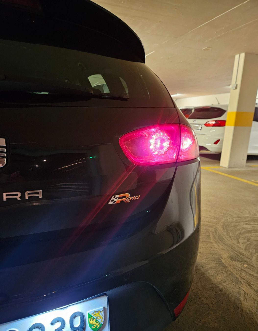 Seat Autos: Seat Cupra r310 - 310ps Schweizer Sondermodell – D'occasion à Frauenfeld par Jewells-Child