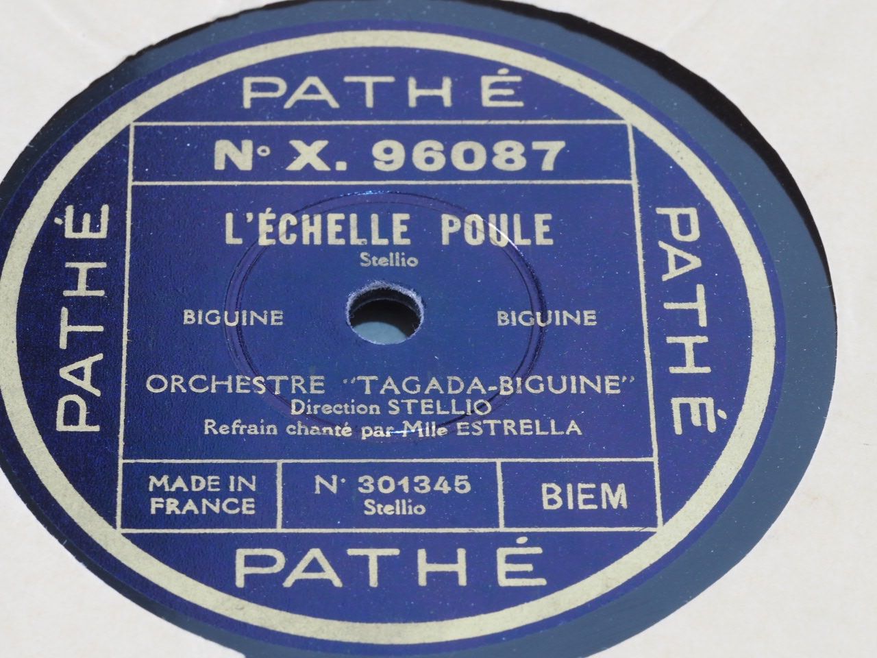 Vinyles: DISQUES 78 TOURS – D'occasion à Lausanne par Leag 1