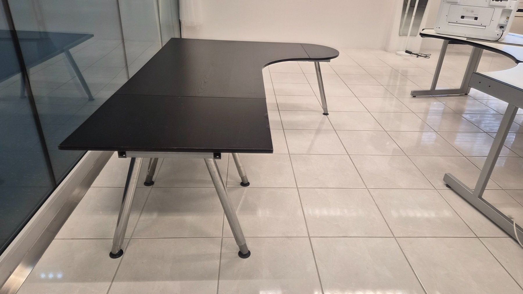 Schreibtische: Schreibtisch L-Form – Gebraucht aus Glattpark(Opfikon) von dn9_6syf 1