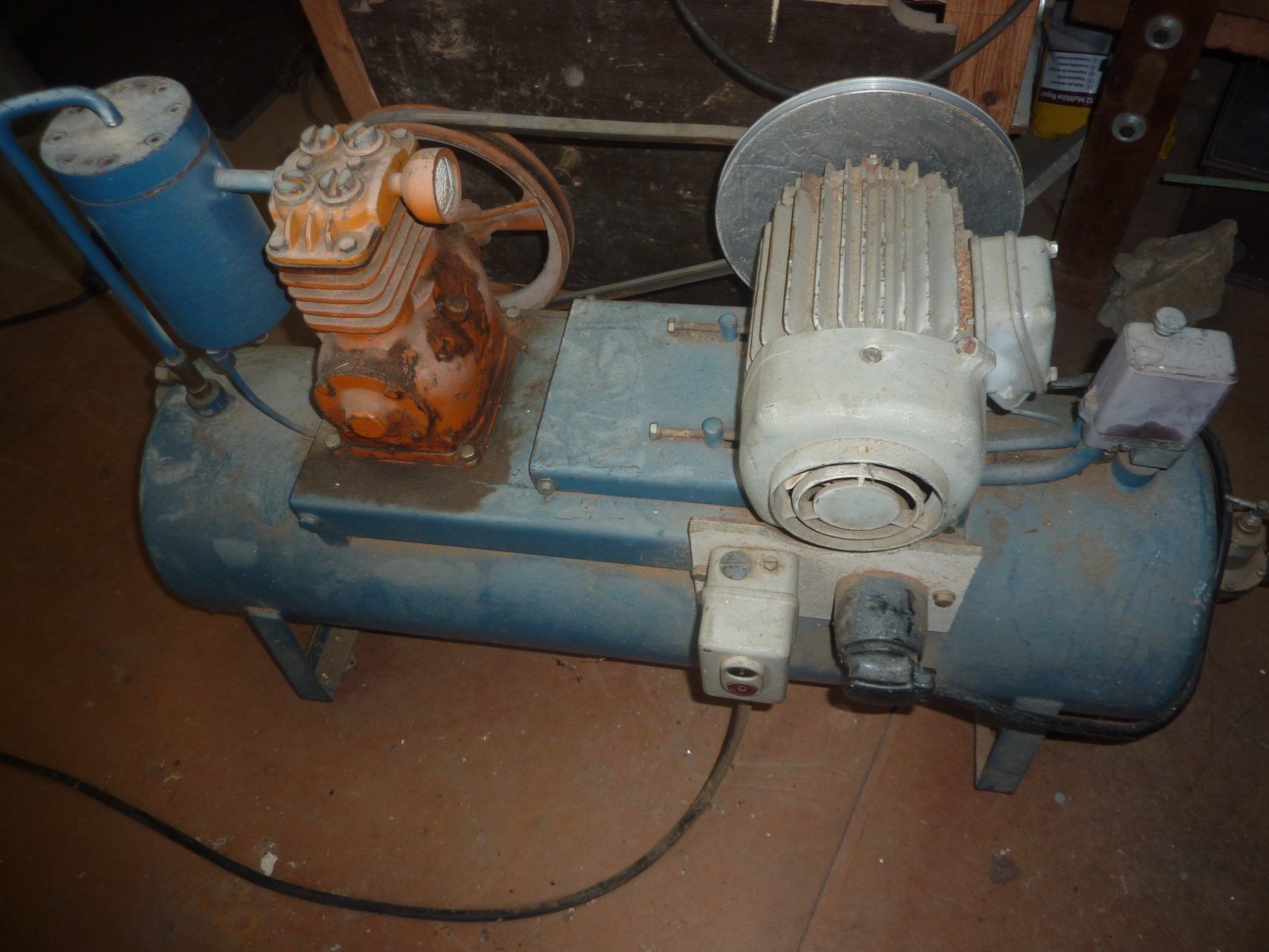 Compressori: Grosser Kompressor, nähe Baden – Usato da Triengen venduto da Nussbaum14 6