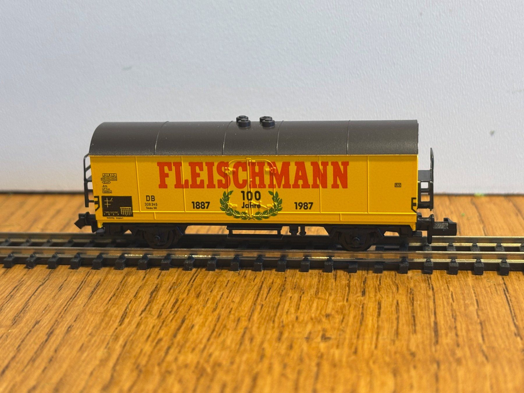 Modellini di ferrovie: e1657: Güterwagen (Spur N) – Usato da Birsfelden venduto da Birs_25 1
