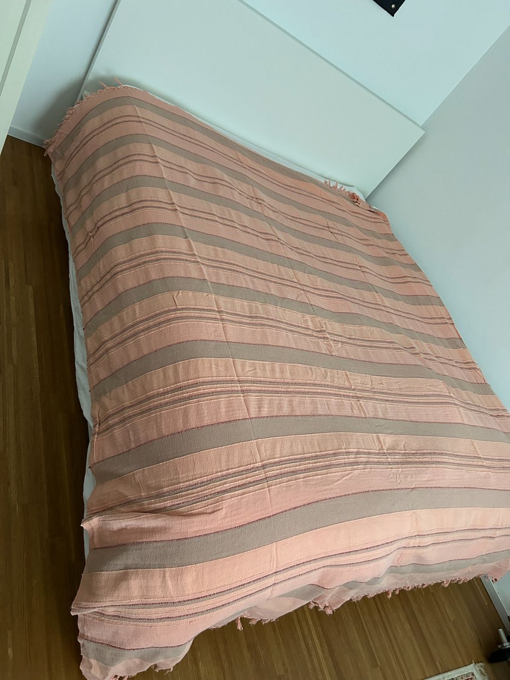 Coperte: Kuschlige orange Decke für Bett oder Sofa mit Fransen – Usato da Küsnacht ZH venduto da filo_fila8700 1