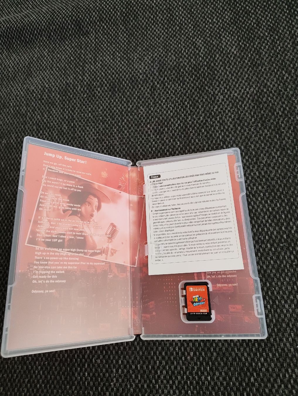 Nintendo Giochi: Jeu Nintendo Switch Super Mario Odyssey comme neuf  – Nuovo (secondo la descrizione) da Porrentruy venduto da Florent-JU 2