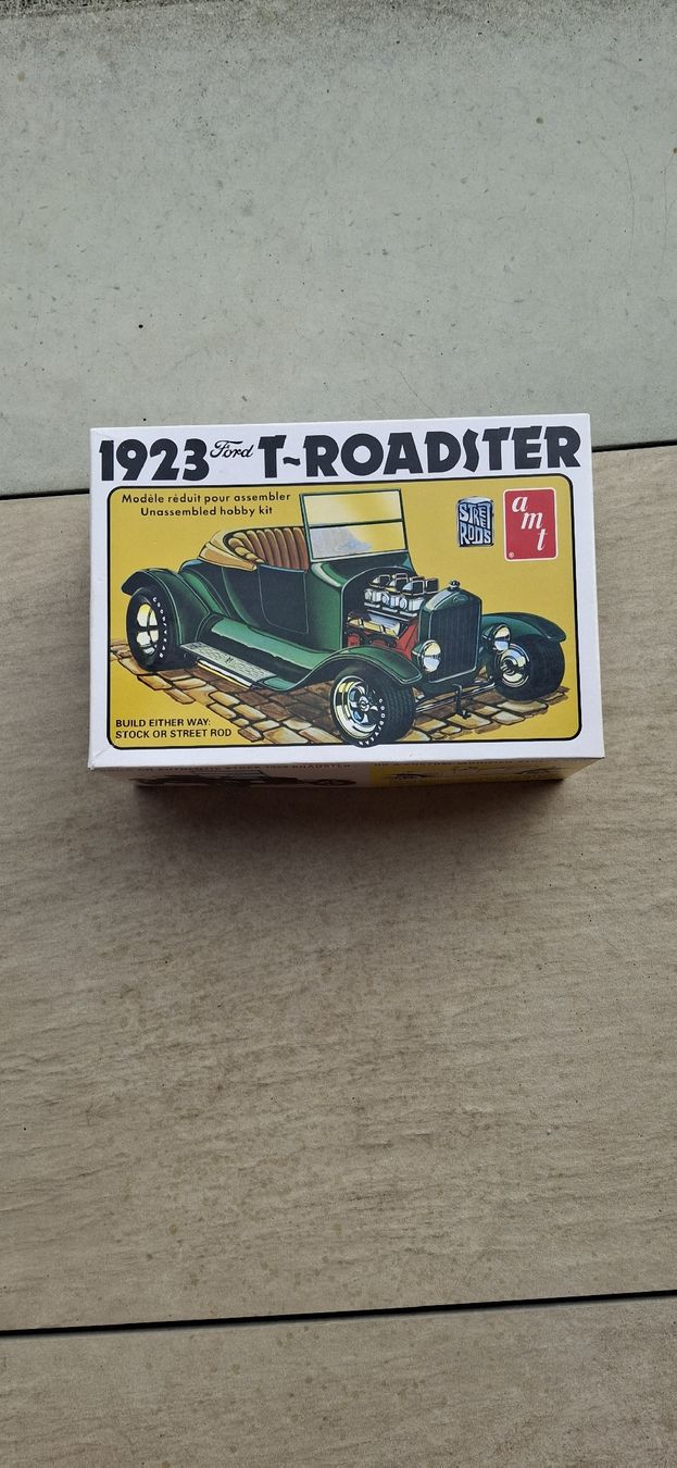 Modellbausätze & Standmodelle: Amt Ford T-roadster kit – Neu und originalverpackt aus Losone von 143_Vintage