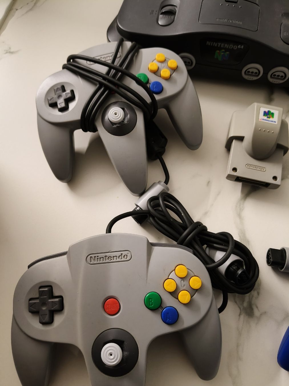 Nintendo Konsolen: Nintendo 64 Konsole mit 4 Controller & Mario kart Game – Gebraucht aus Oensingen von ece_8k7q 3