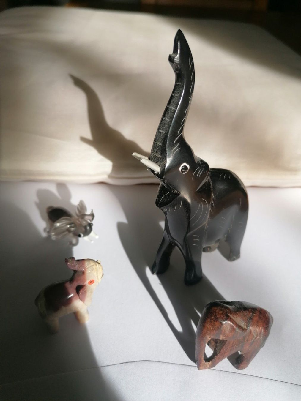 Statuette: 4 éléphants décoratifs – Usato da Porrentruy venduto da Olifante 5