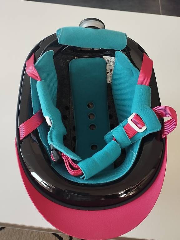 Caschi: Casque bombe d'équitation taille 52-55cm – Usato da Cudrefin venduto da Titanium01 2