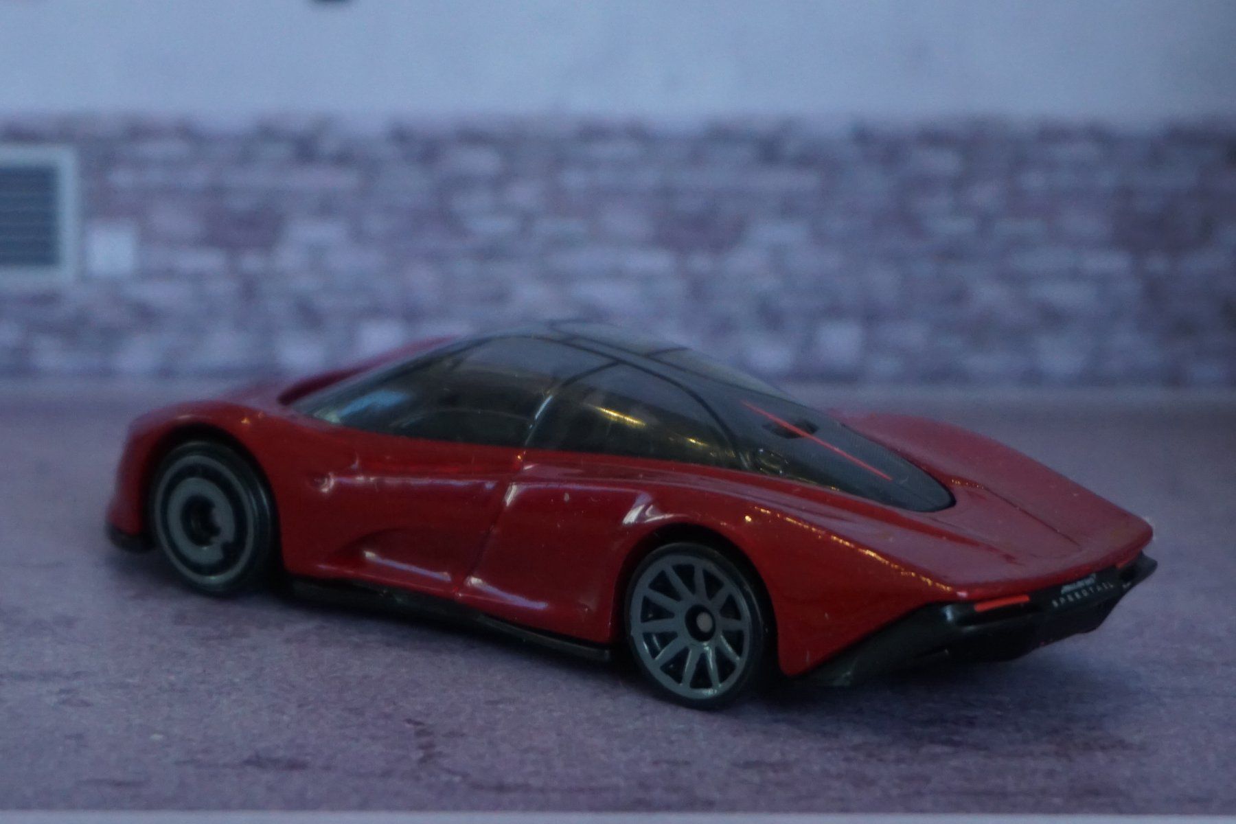 Hot Wheels Voitures modèles: HotWheels McLaren Speedtail TOP !!!!!!!!!!!!!!! – D'occasion à Reiden par Doppeldecker69 1