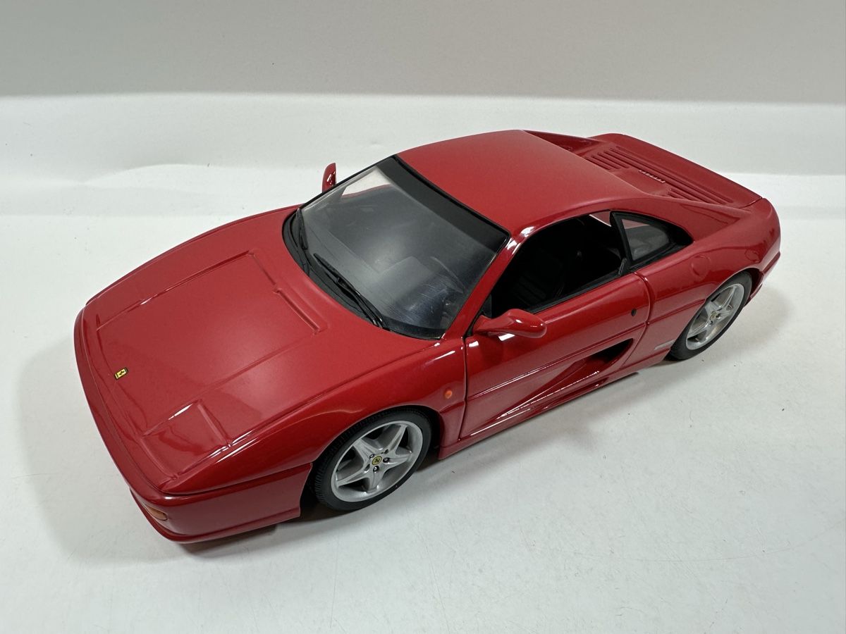 UT Models Modellini d'auto: Ferrari F355 Berlinetta 1:18, rot, UT MODELS – Usato da Zofingen venduto da rf9_x2xt 1