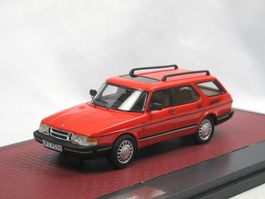 Saab 900 Safari 1990 rot / schwarz    1:43 von Matrix Models