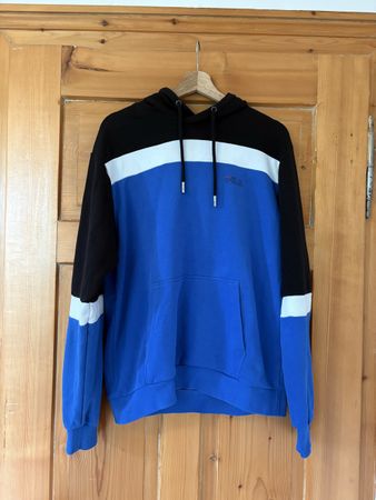 Fila Hoodie Grösse S-M mit Backprint— Blau/Schwarz/Weiss