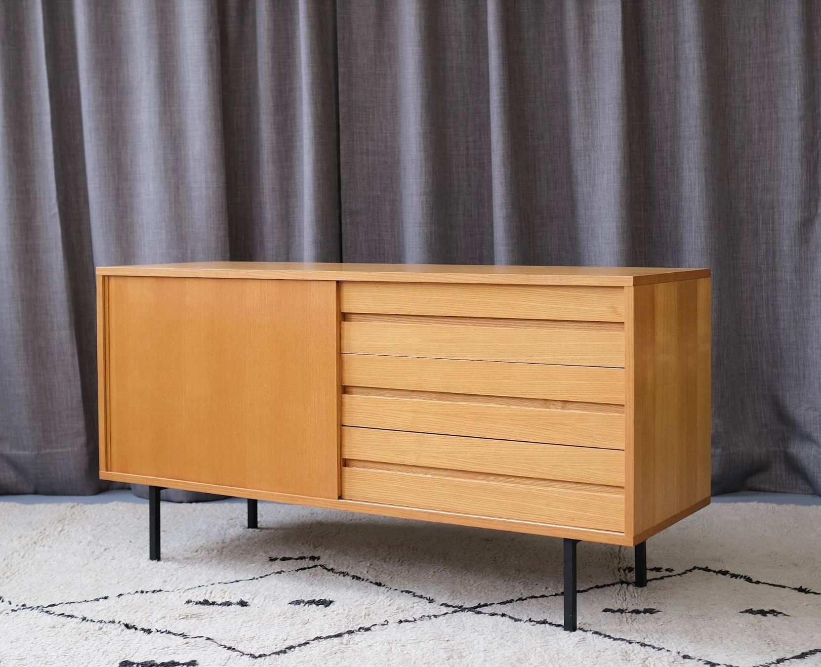Cassettiere: Sideboard Helmut Magg, Deutsche Werkstätten 1960,s – Usato da Bern venduto da Zmodern_VIN 2