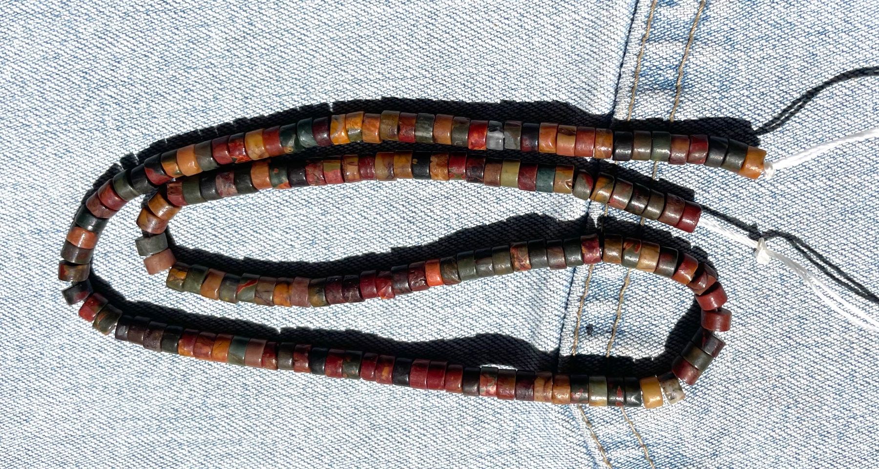 Catenine: Picasso Jaspis    Schlangen - Form    4mm    76cm top Farben – Nuovo e nell'imballaggio originale da Leuggern venduto da gemshow 8