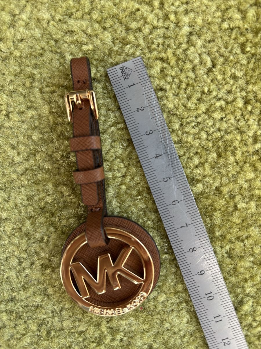 Michael Kors Portachiavi: Kors Taschenanhänger – Usato da Zürich venduto da Esterhol
