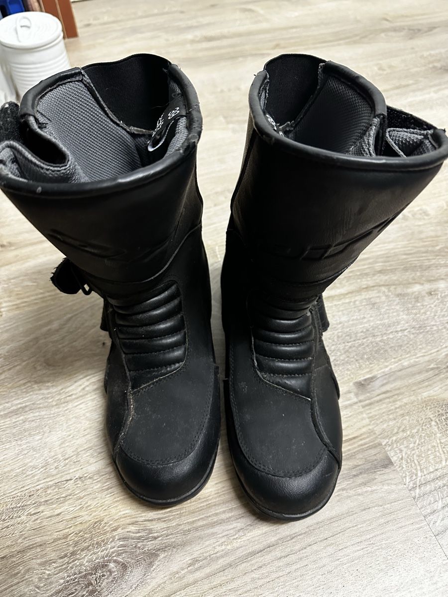 Herrenschuhe: Motorradstiefel Gr. 39, Top Zustand – Gebraucht aus Widen von Dafi08 2