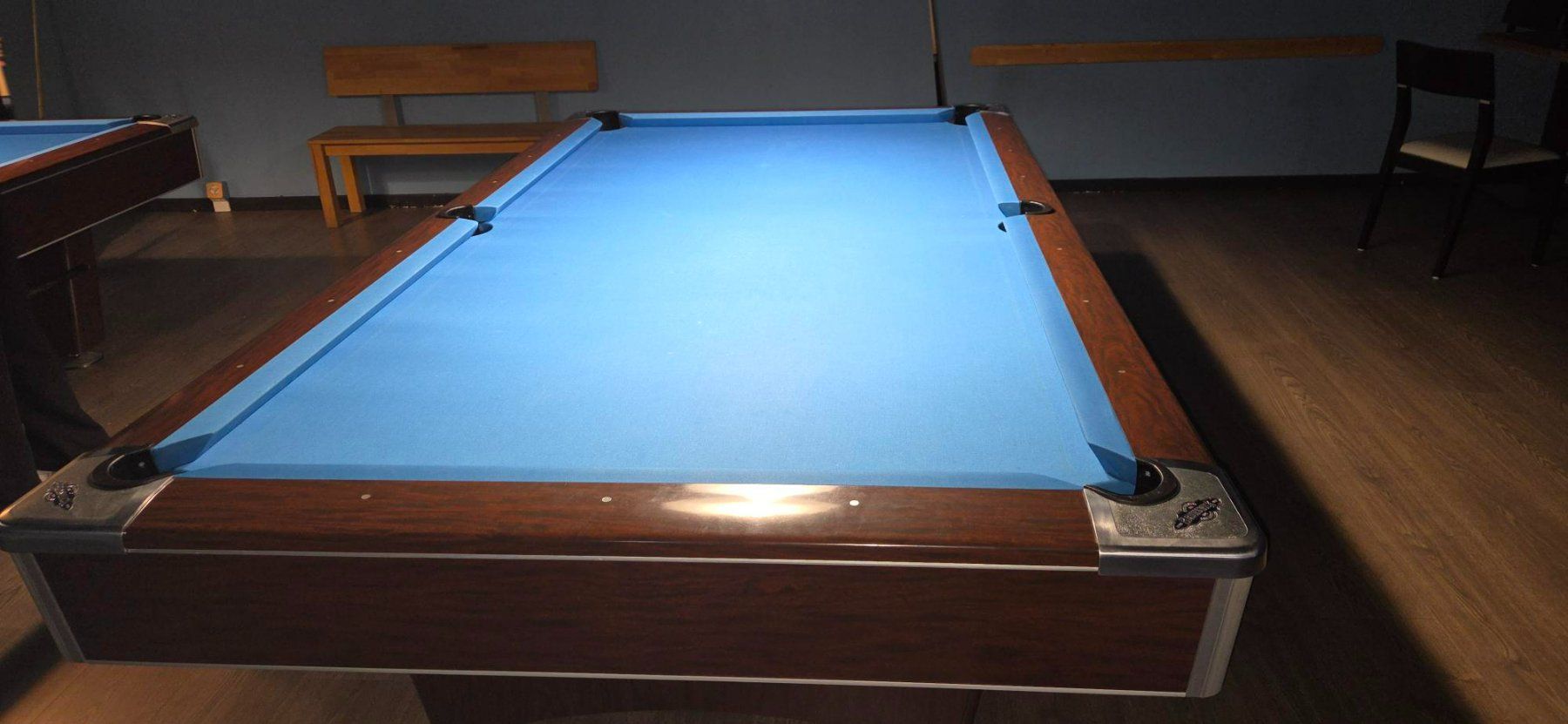 Tables de billard: A vendre urgent 1 tables de billard – D'occasion à Yverdon-les-Bains par lcs_7tgm