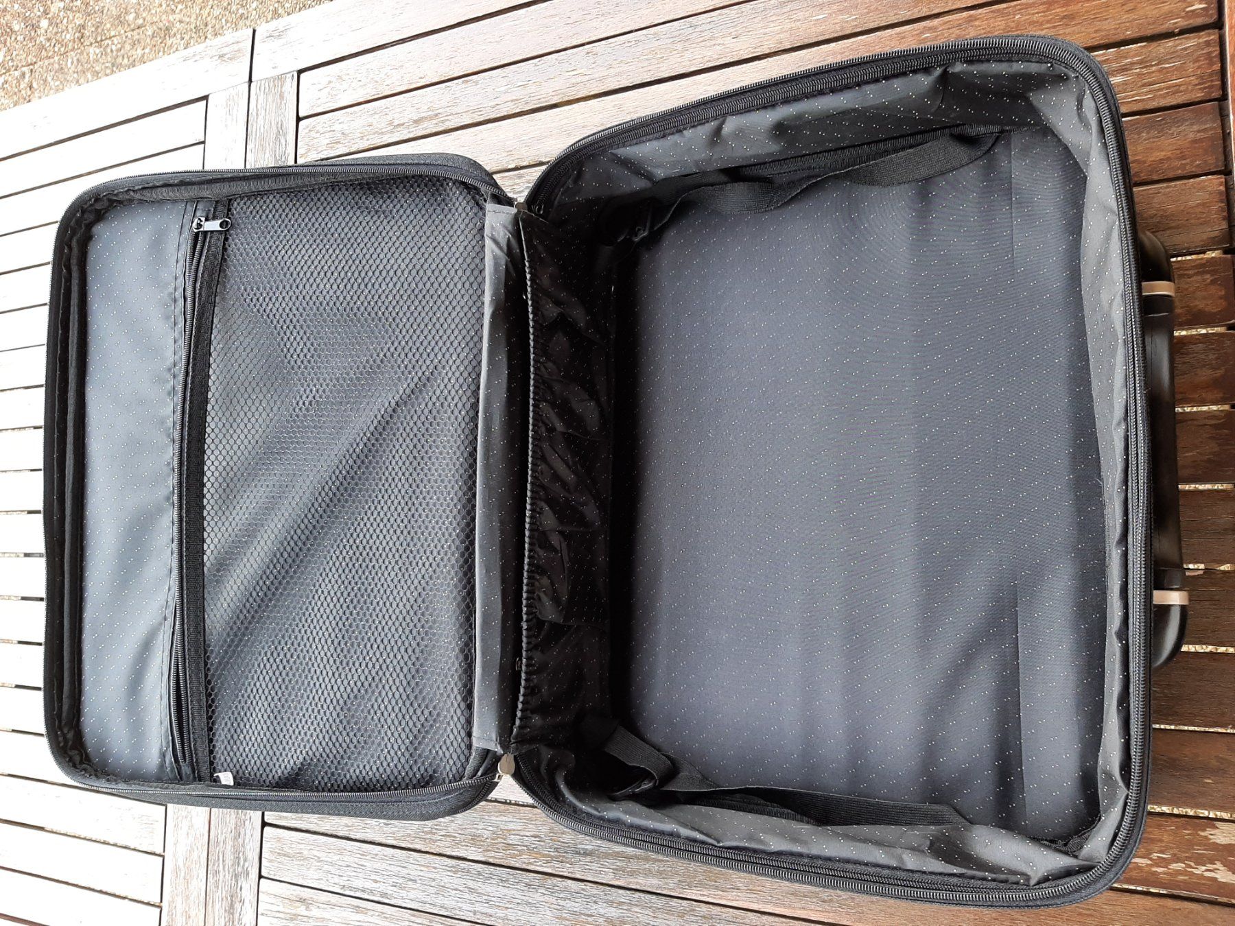 Reisekoffer: Koffer – Gebraucht aus Schwadernau von Henry04 4