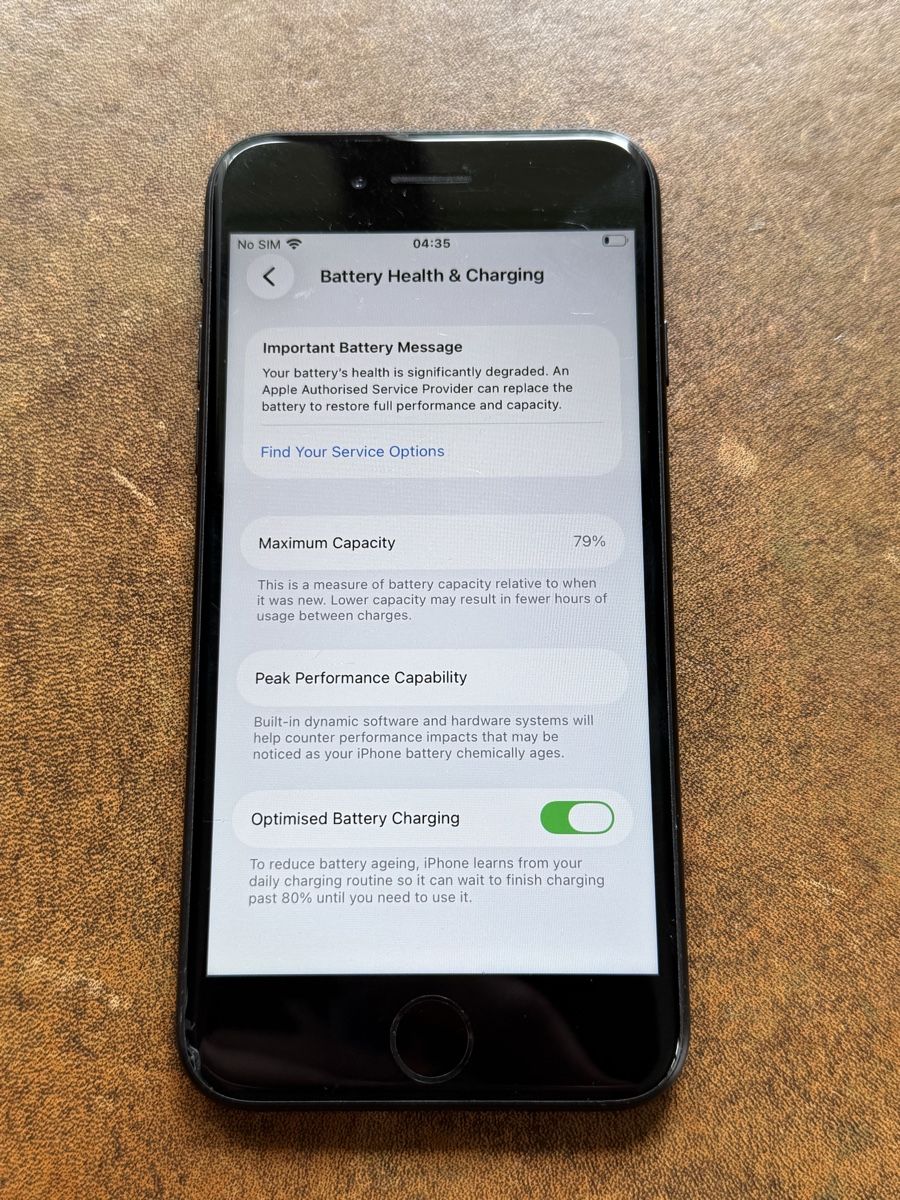 Apple Handys / Smartphones: Iphone SE 128 GB – Gebraucht aus Rapperswil SG von kri_jbc2 3