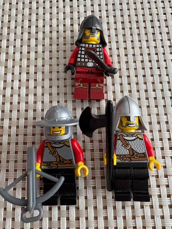 Lego Kingdom 3 Minifiguren Minifigur Ritter König Burg (Gebraucht) in ...