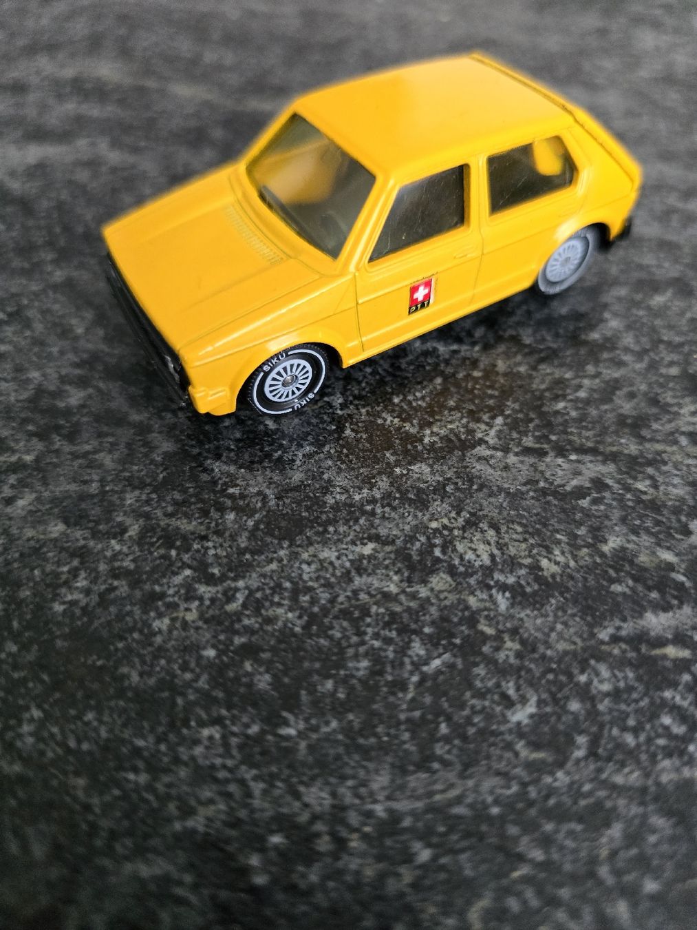 Siku Modellini d'auto: Siku VW Golf 1 PTT Paketdienst – Usato da Weiach venduto da KissGearSwiss96 1