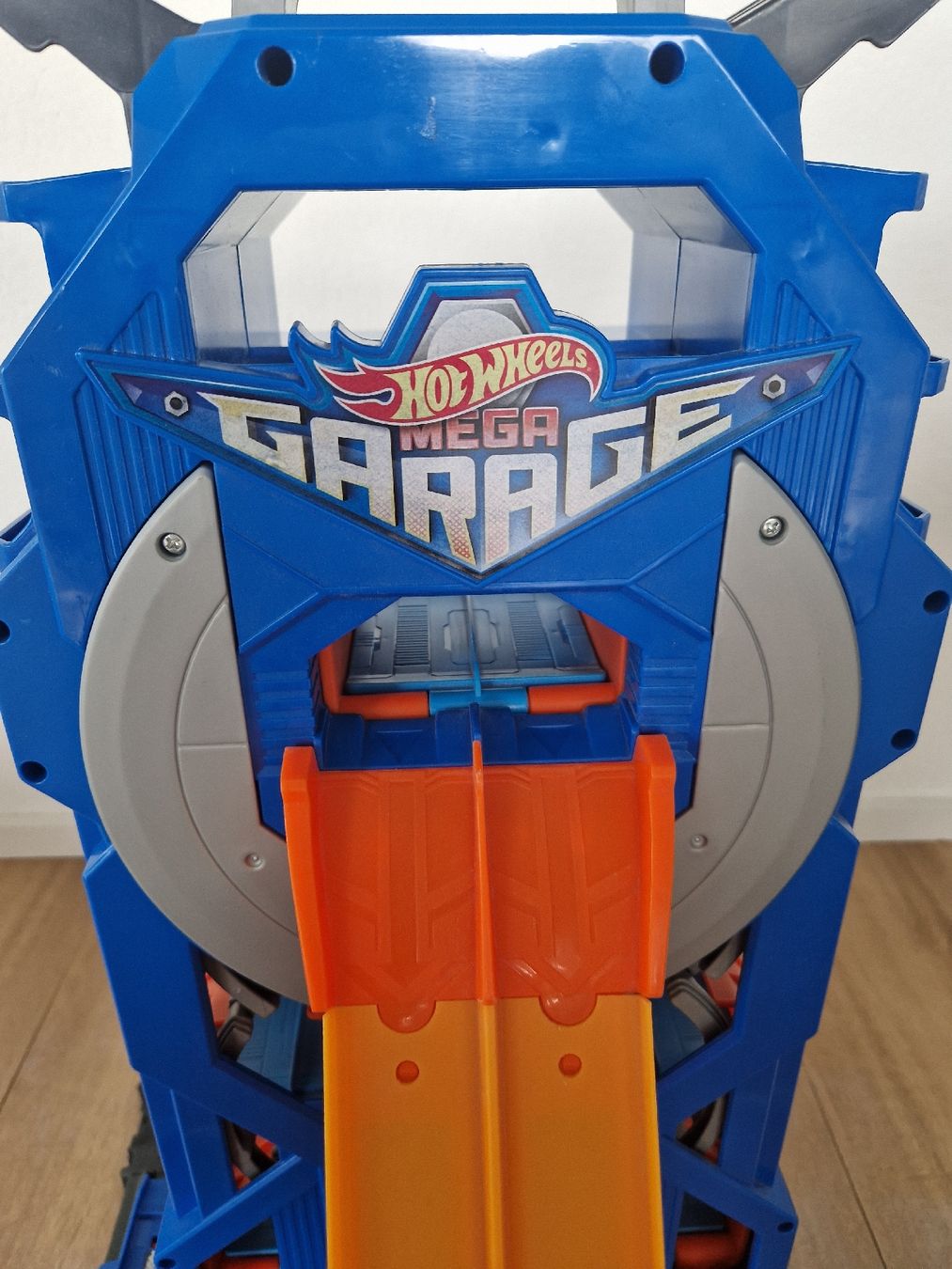 Giocattoli: Hot Wheels Mega Garage – Usato da Oberbüren venduto da dani_brunner 8