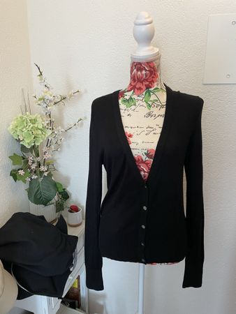 Strickjäckli H&M M 80% Viscose+20Angora