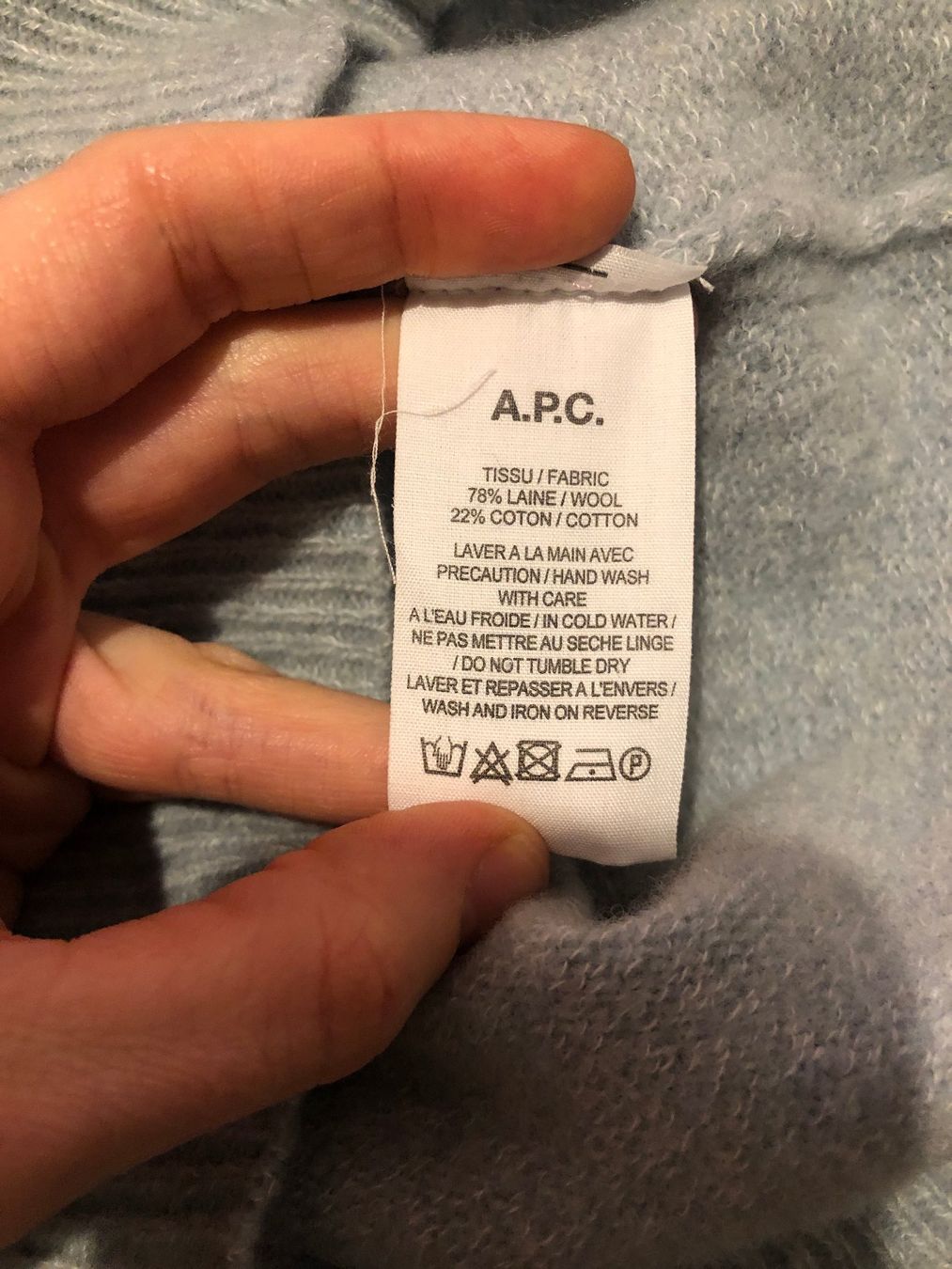 Apc Maglioni & Felpe: A.P.C. Paris Pullover Gr XS 78% Wolle hellblau-grau – Usato da Berg am Irchel venduto da Zweiti_Chance 5
