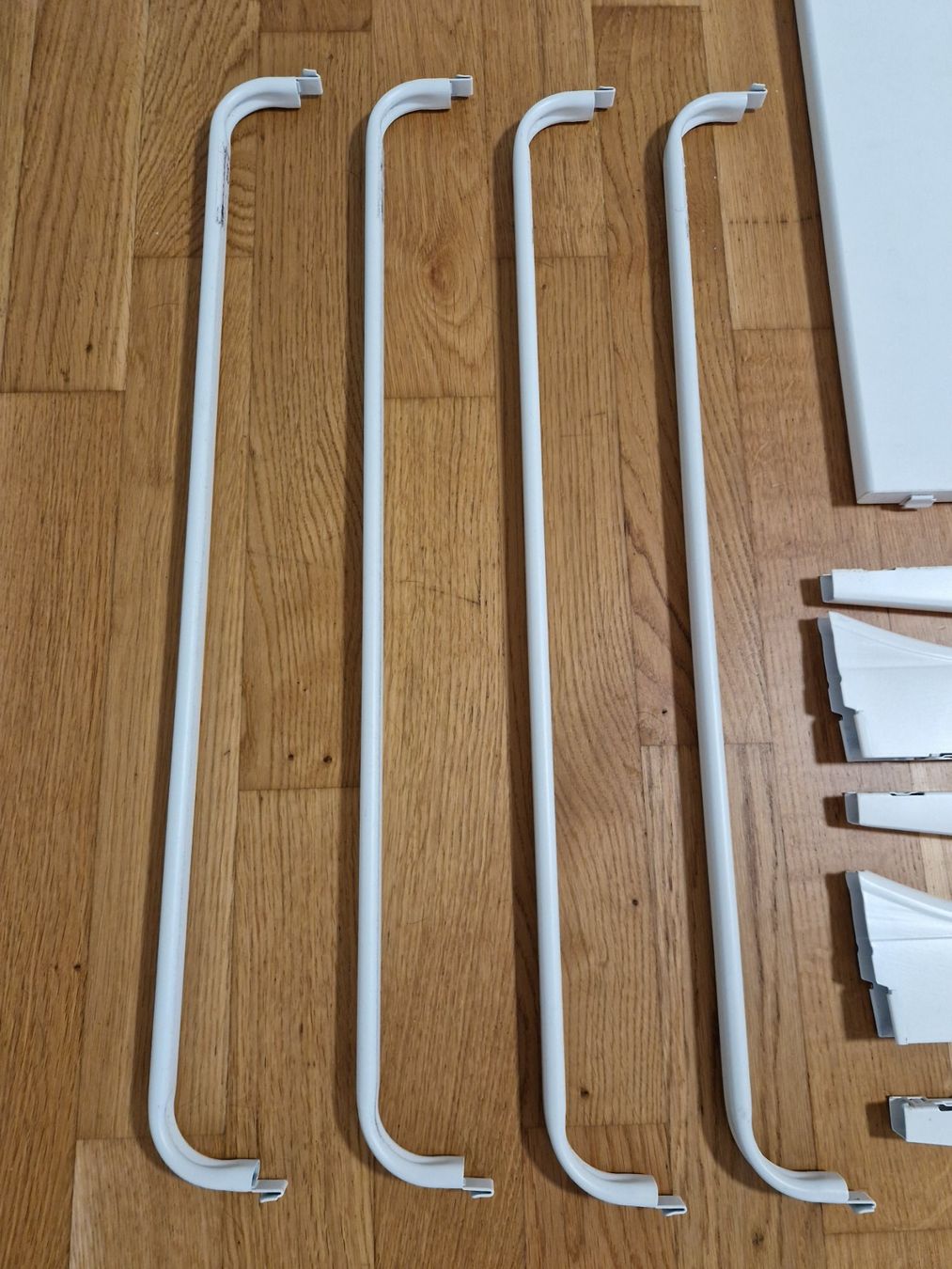 Regale: IKEA ALGOT Wandregalsystem mit Kleiderstangen – Gebraucht aus Lengnau BE von sam_90 5