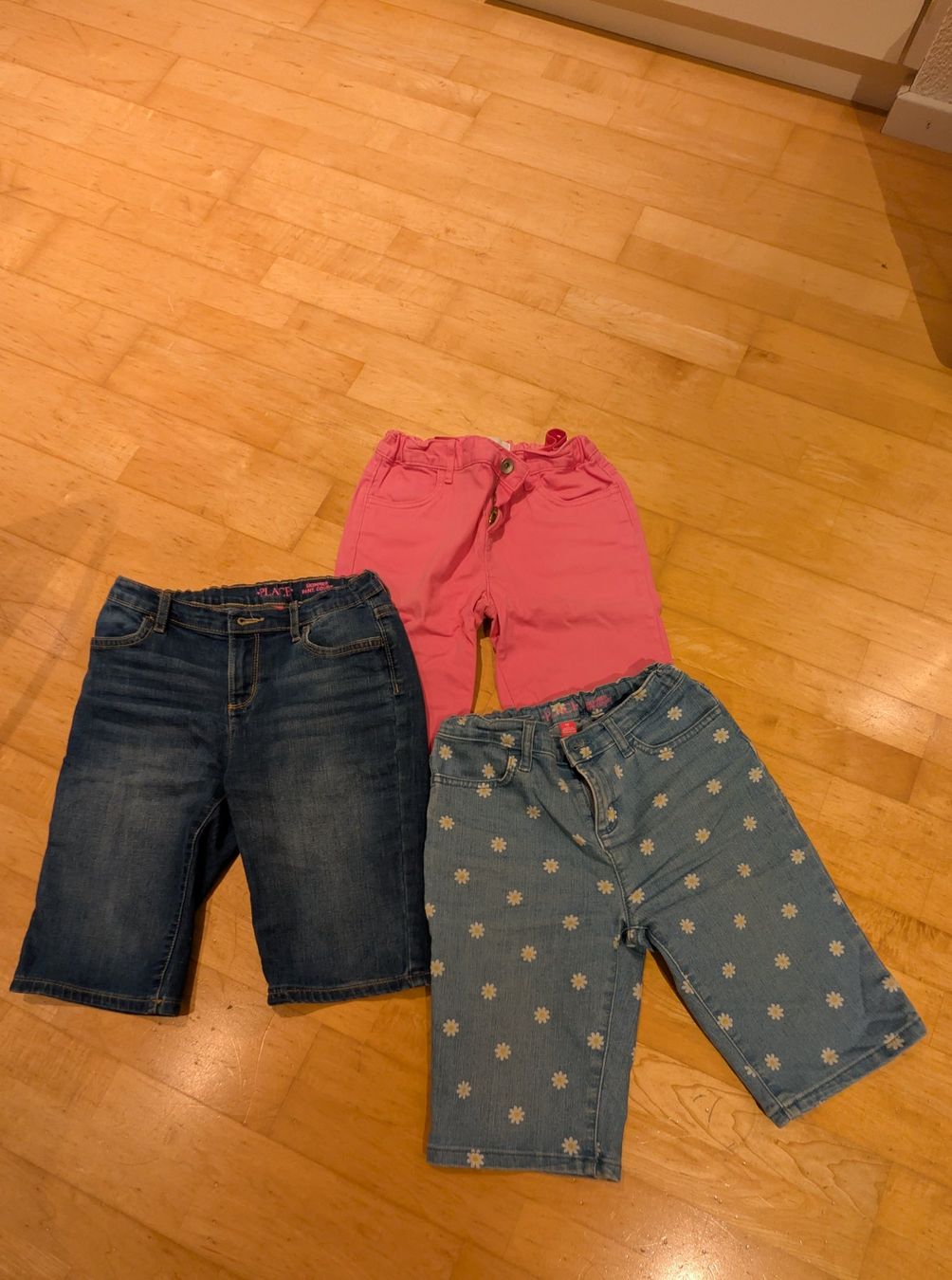 Pantaloni: Shorts – Usato da Stäfa venduto da Viviane77 3
