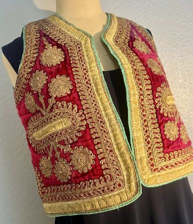 AUTHENTIQUE GILET MAGHRÉBIN (GENDOUZA / JELEK)