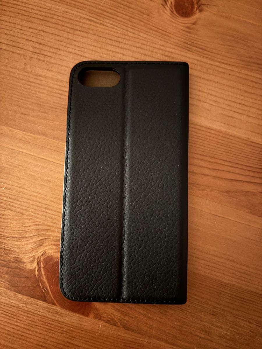 Gear4 Coques & Protection écran: !! LEDER HÜLLE IPHONE 7/8 – Neuf avec emballage d'origine à Arlesheim par MR_M_B 4