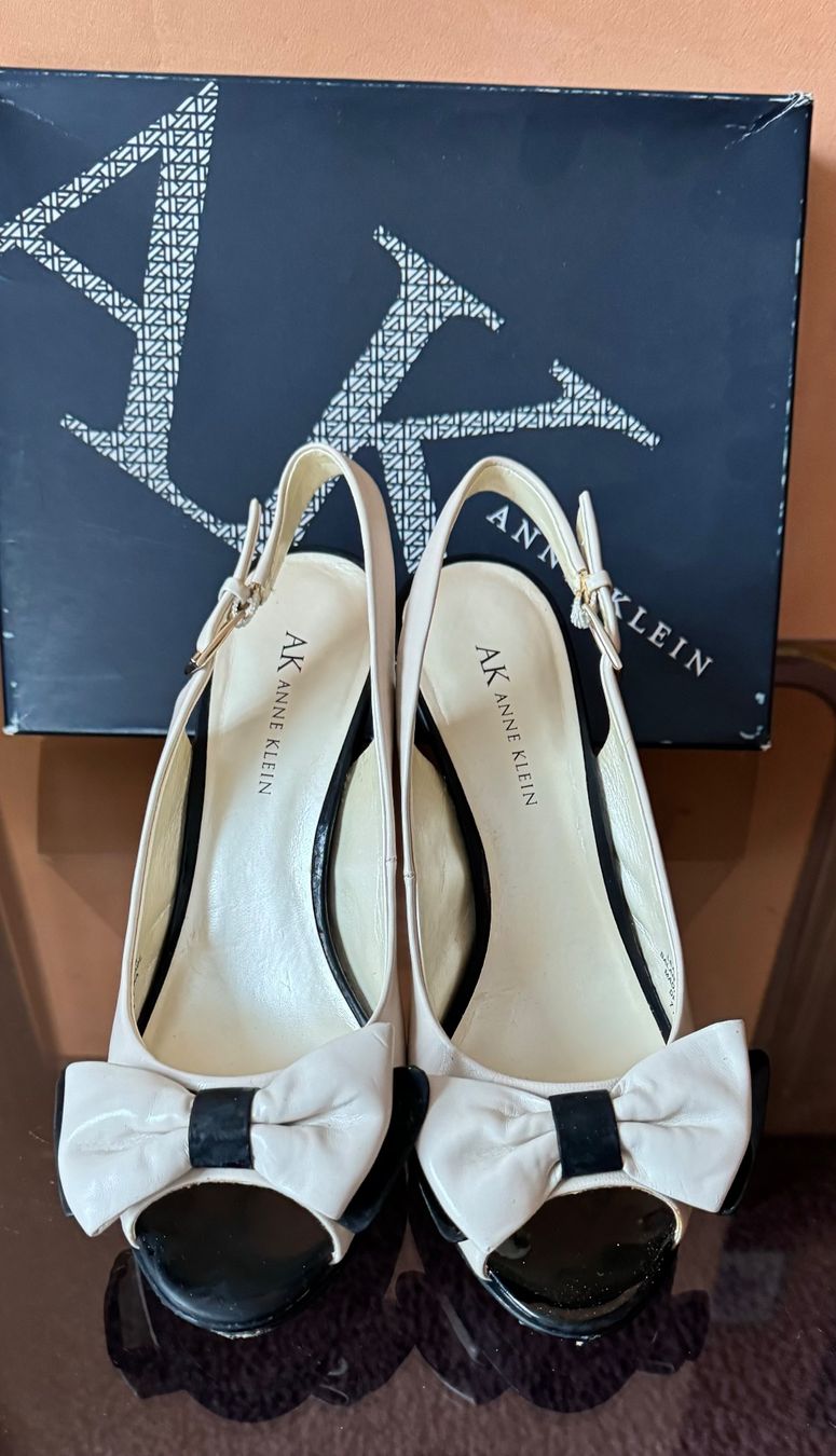 Scarpe da donna: Pumps von Anne Klein Gr. 37,5 – Usato da Pfäffikon ZH venduto da Margot1 1