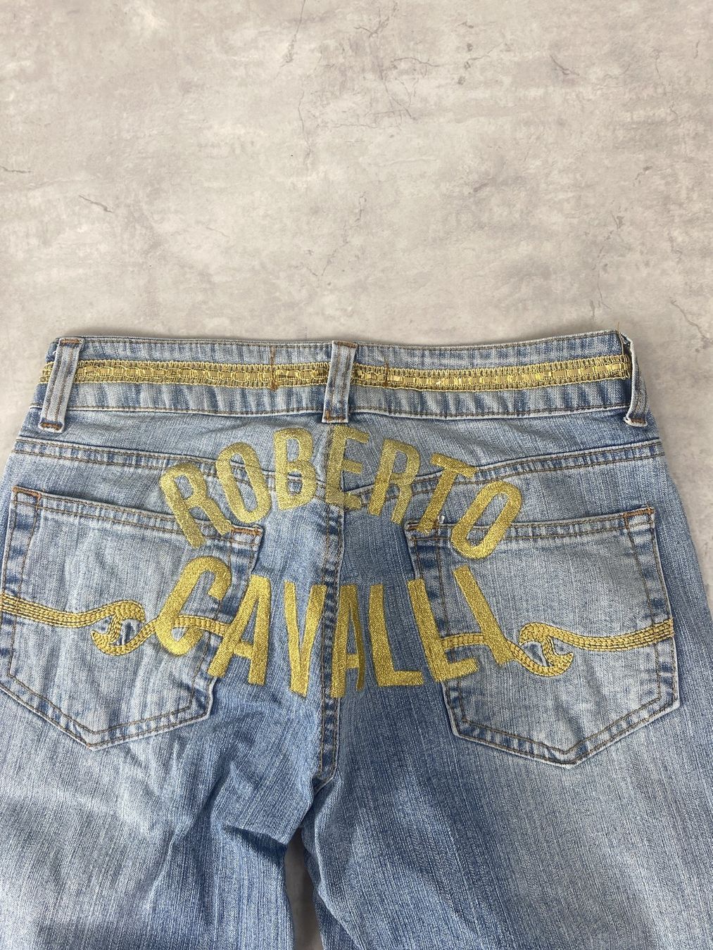 Roberto Cavalli Jeans: Roberto Cavalli Backprinted Flared Jeans Blue – D'occasion à Wald ZH par Drue36sechs 3
