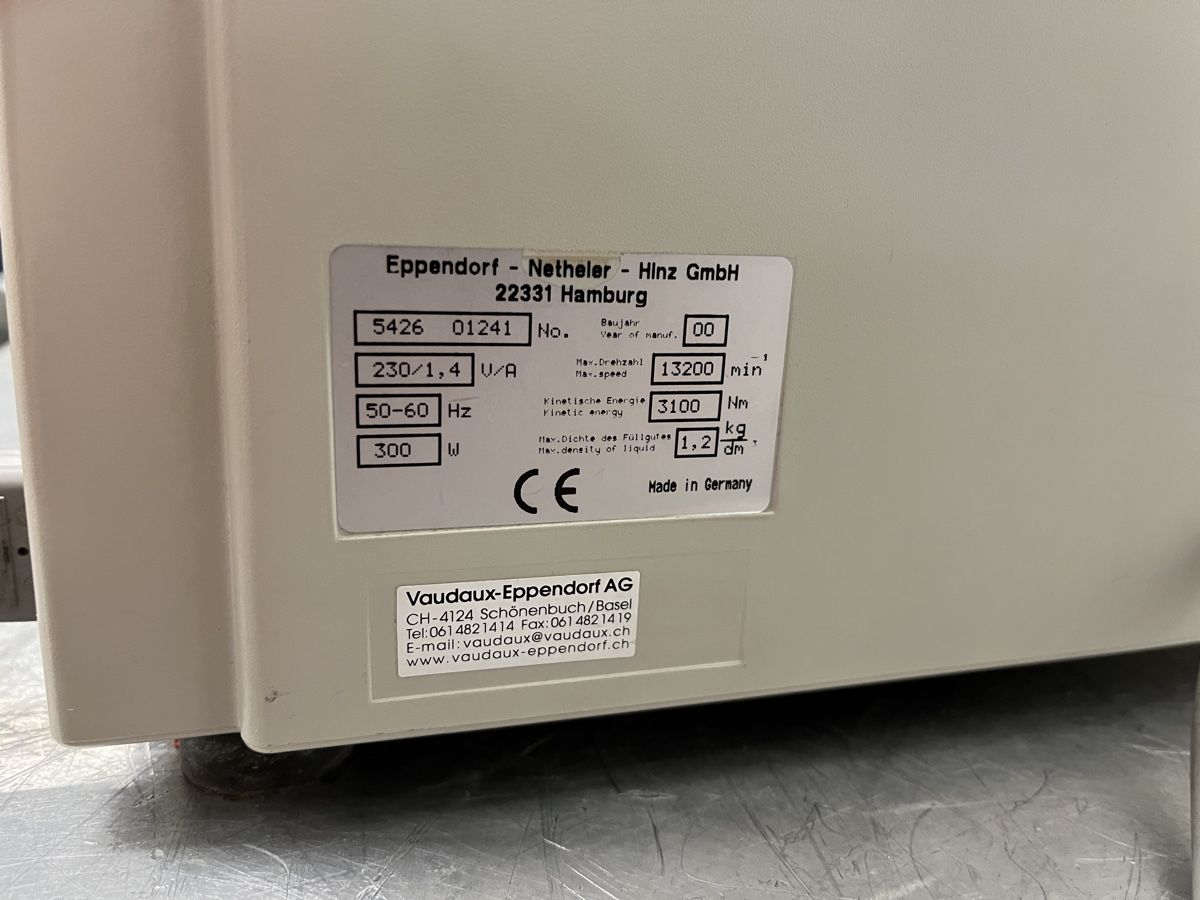 Eppendorf Tutte le macchine: Eppendorf Centrifuge 5415 R – Usato da Spreitenbach venduto da bra_rh7n 5