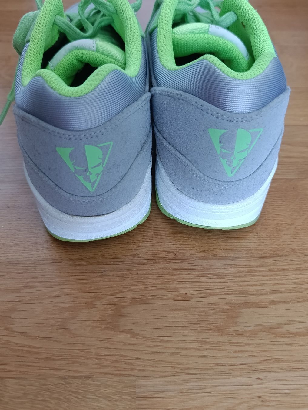 Nike Scarpe da uomo: Nike Air Max 1 Venom, Grösse 42.5 – Usato da Baar venduto da L.isa28 3