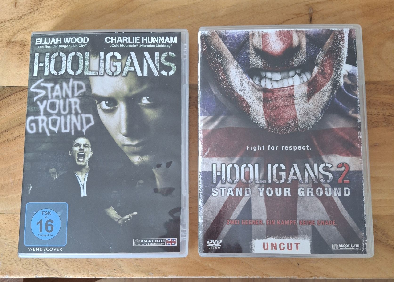 Tous les DVDs: Hooligans DVD 1+2 – Neuf (Voir description) à Alpnach Dorf par dek_s78g