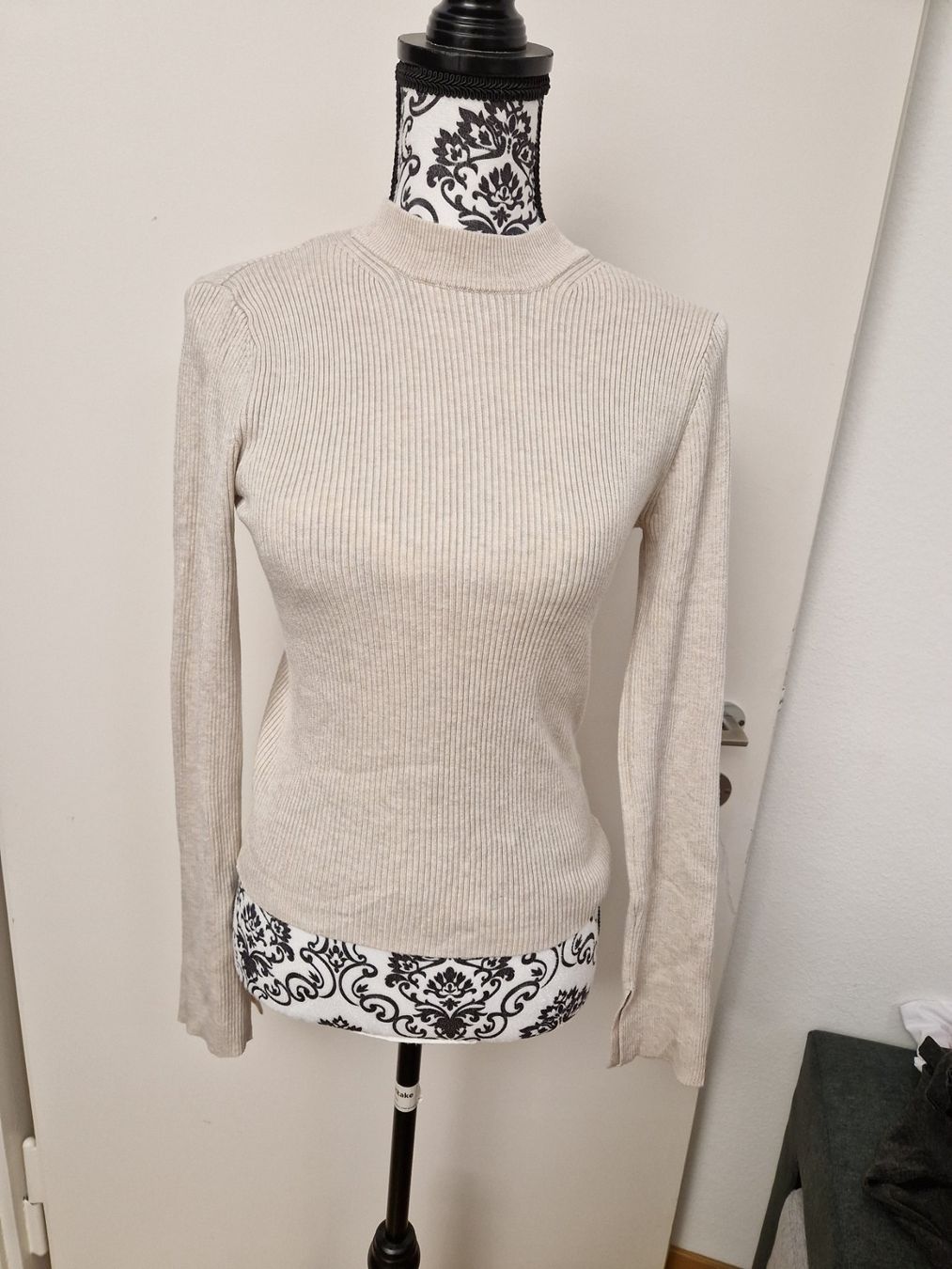 Maglioni & Felpe: Zwei brauner und beige Rippenpullover, Grösse M, – Nuovo (secondo la descrizione) da Glattbrugg venduto da mas_75t2 3