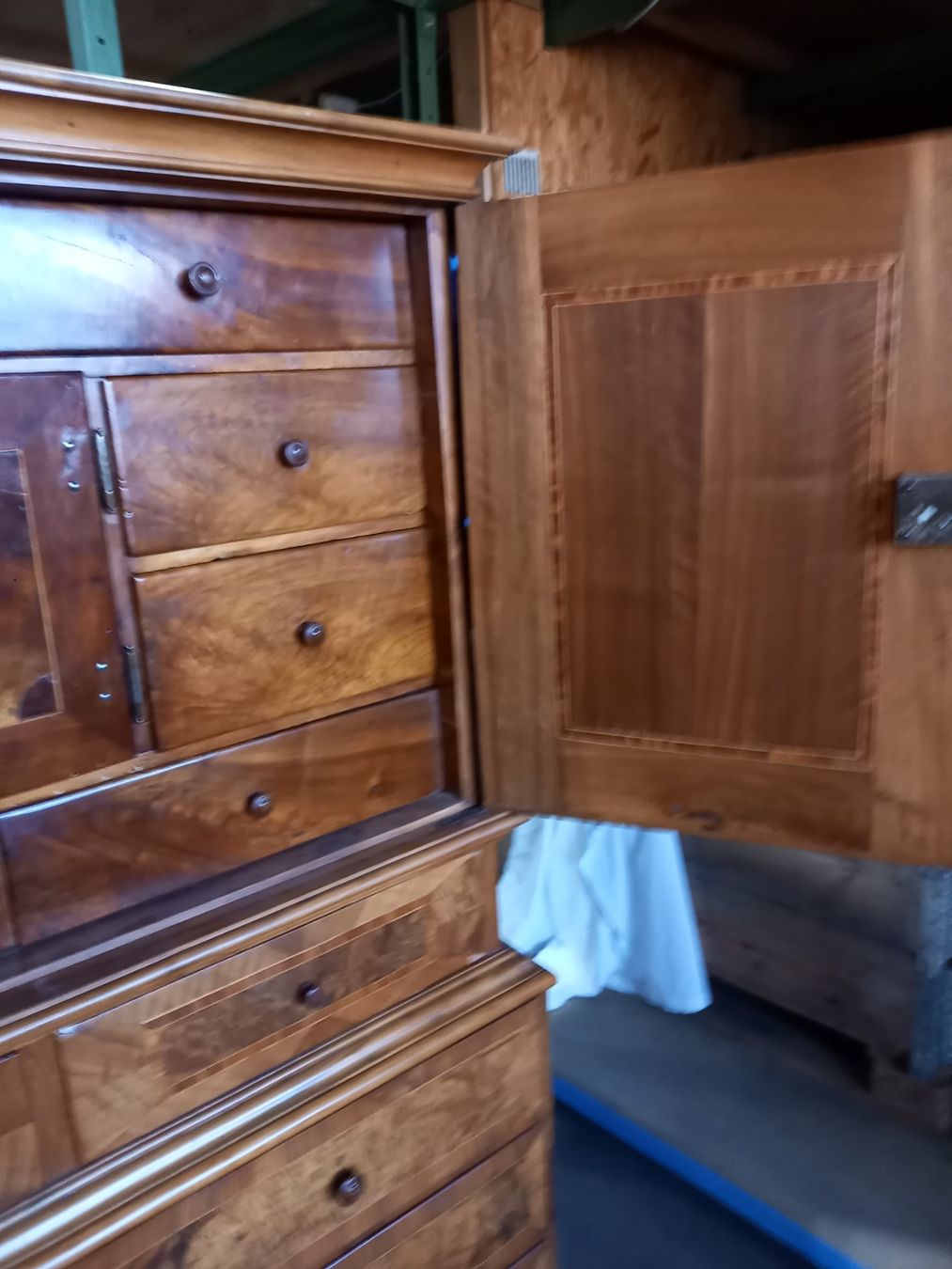 Credenze: Cabinet de notaire – Usato da Epagny venduto da sig_fj9g 4