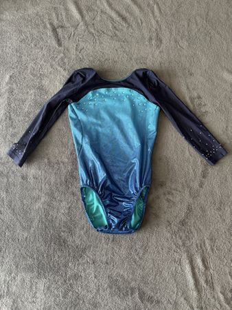 Turndress Kunstturnen Geräteturnen sehr schön Gr. 134