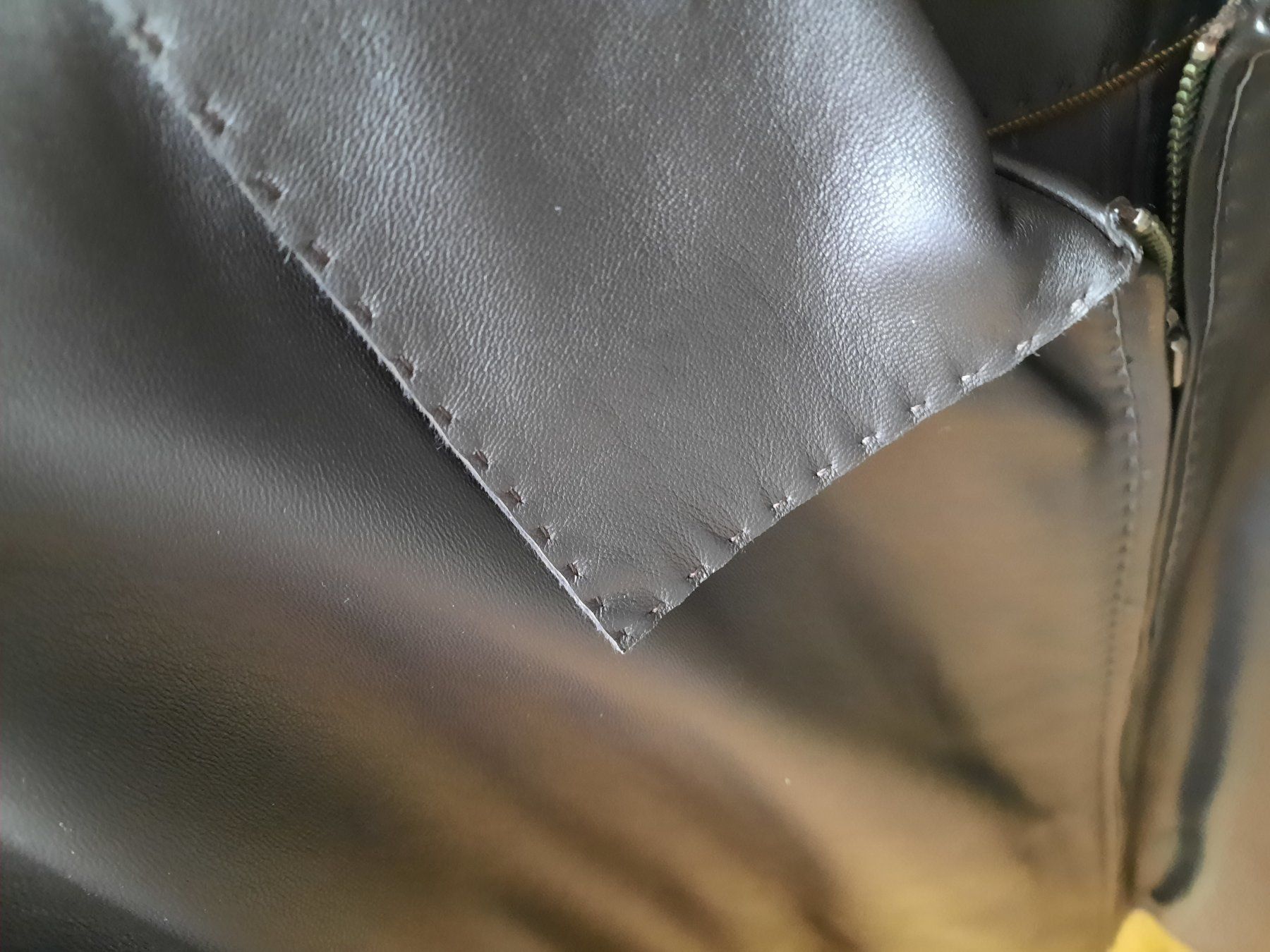 Vestes: Lederjacke – Neuf (Voir description) à Zürich par pia_p95m 1