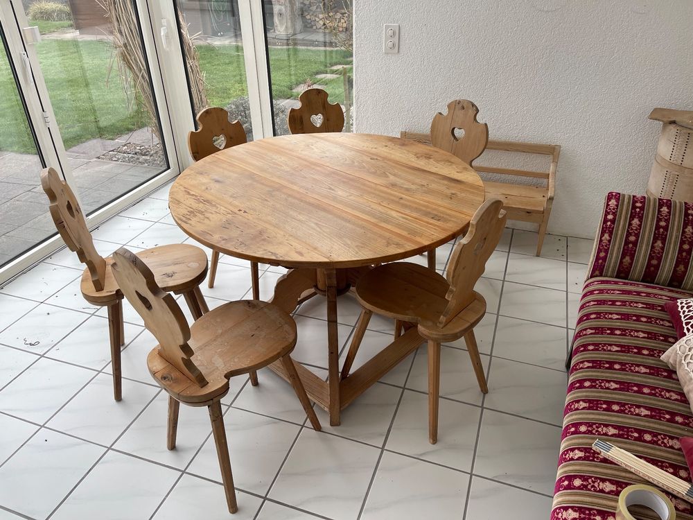 Holz Rund Tisch Club Tisch 6 Stühle ca 100Jahre m. Schublade (Gebraucht ...