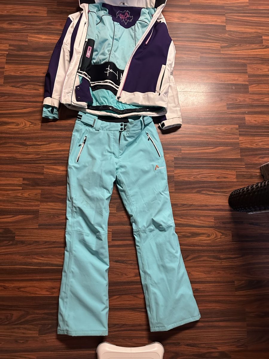 Albright Completi & Tailleur: Skidress von Albright – Nuovo (secondo la descrizione) da Bönigen venduto da gos_f6ss 1